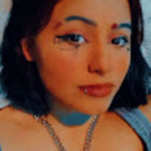 Meet your Posher, Mia